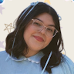 Meet your Posher, Adriana